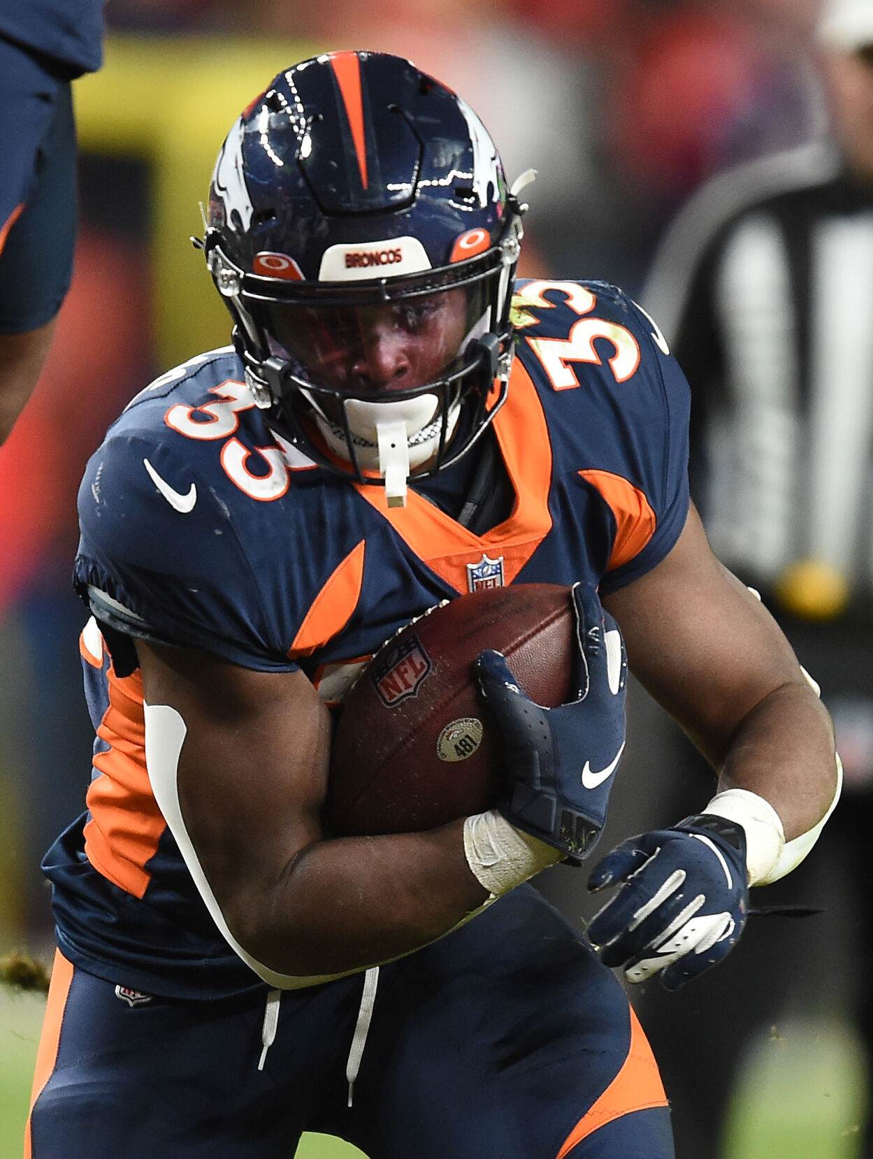 010922-s-news-broncos-chiefs 3841 .jpg